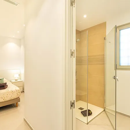 Jardines Elegant Two Bedrooms *