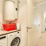 Jardines Elegant Two Bedrooms Apartman