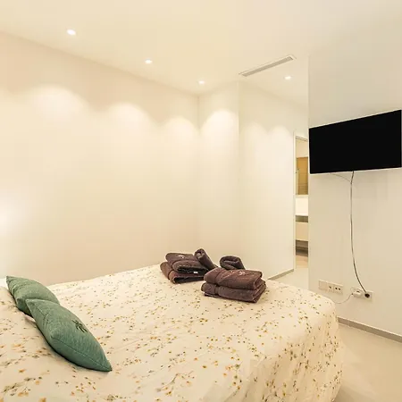 Jardines Elegant Two Bedrooms Apartament